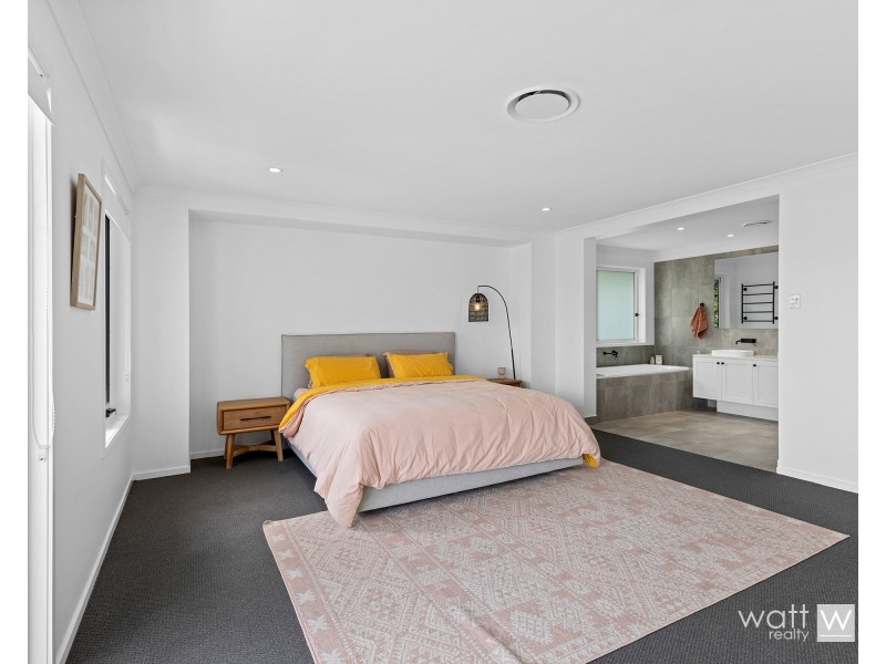 26 Miller Street, Chermside QLD 4032