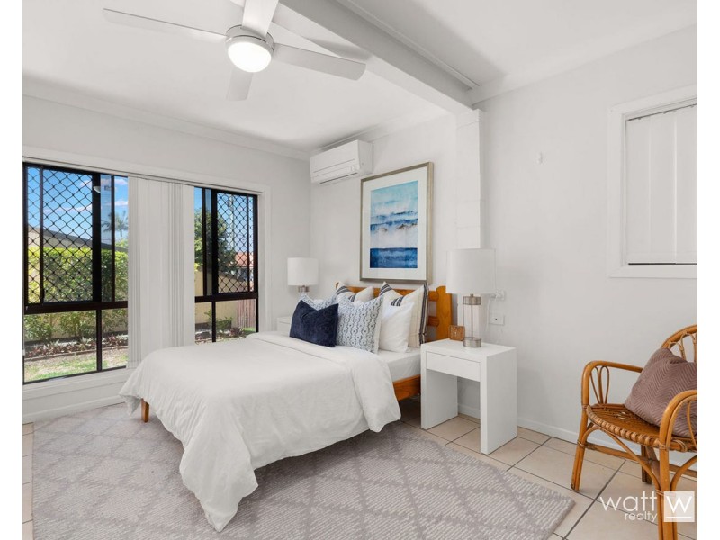 16 Abbey Street, Wavell Heights QLD 4012