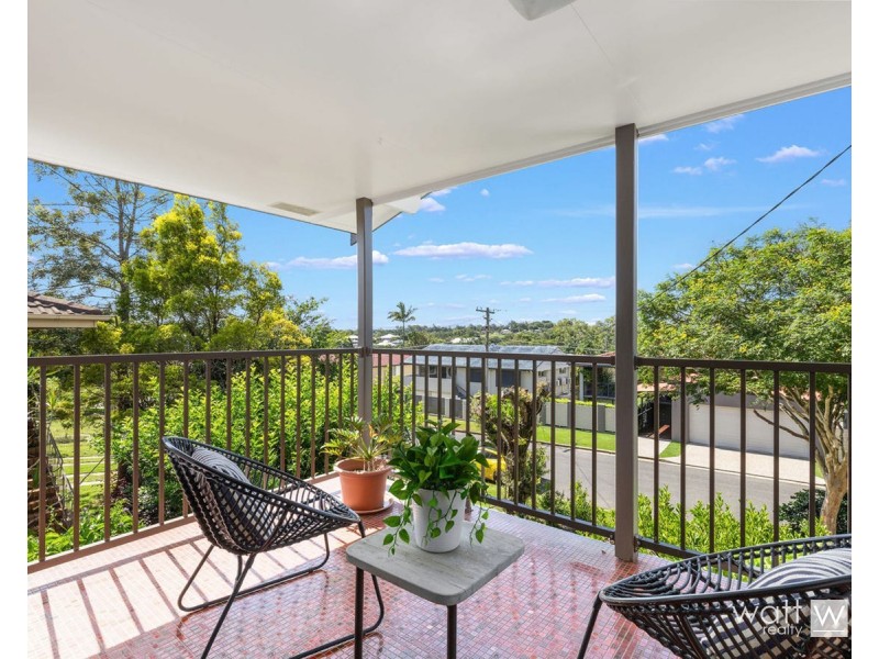 16 Abbey Street, Wavell Heights QLD 4012