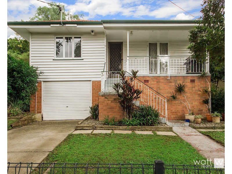 30 Watcombe Street, Wavell Heights QLD 4012