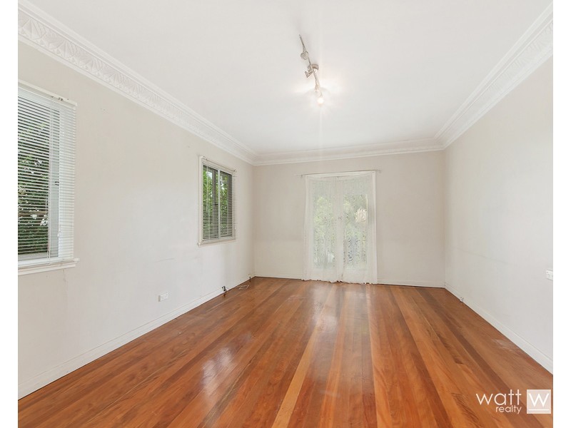 30 Watcombe Street, Wavell Heights QLD 4012