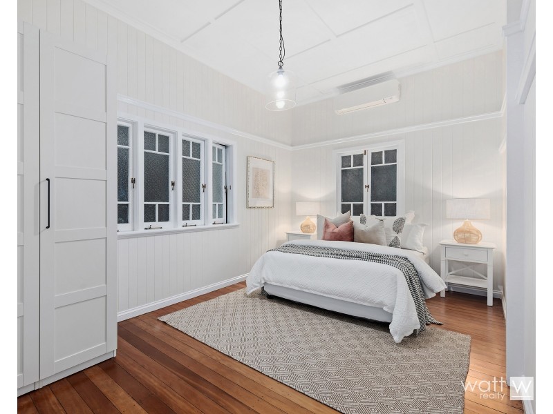 15 Cremorne Road, Kedron QLD 4031