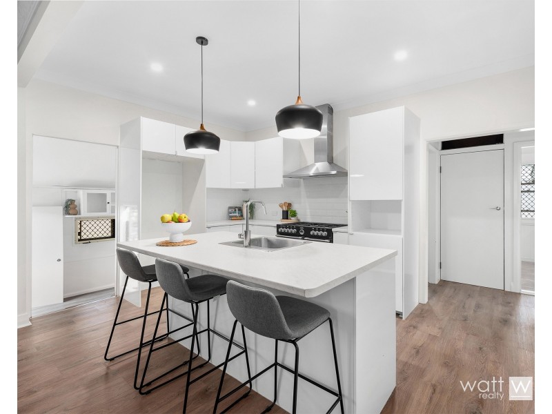 2 Rostrevor Road, Boondall QLD 4034