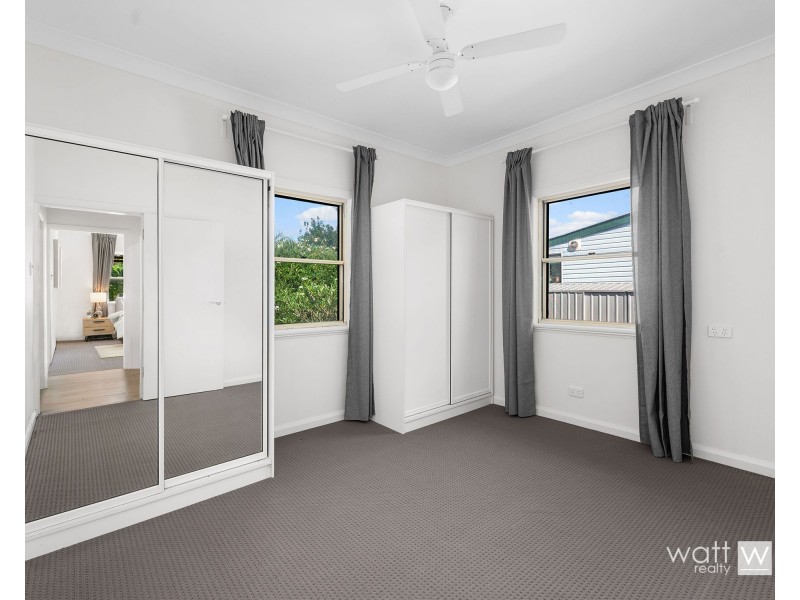 2 Rostrevor Road, Boondall QLD 4034