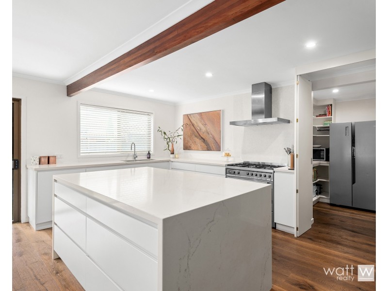 6 Chardonnay Court, Carseldine QLD 4034