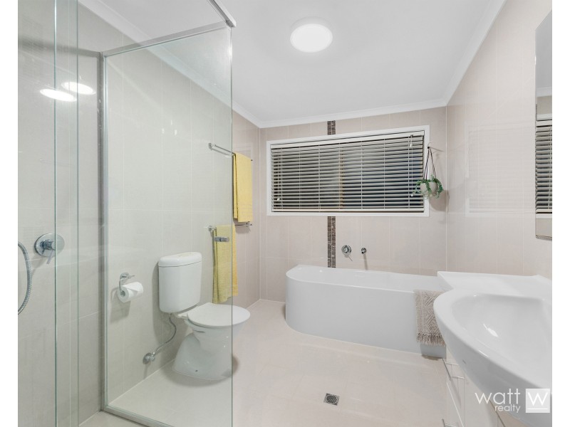 6 Chardonnay Court, Carseldine QLD 4034