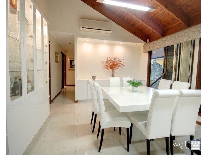 42 Ashley Road, Chermside West QLD 4032