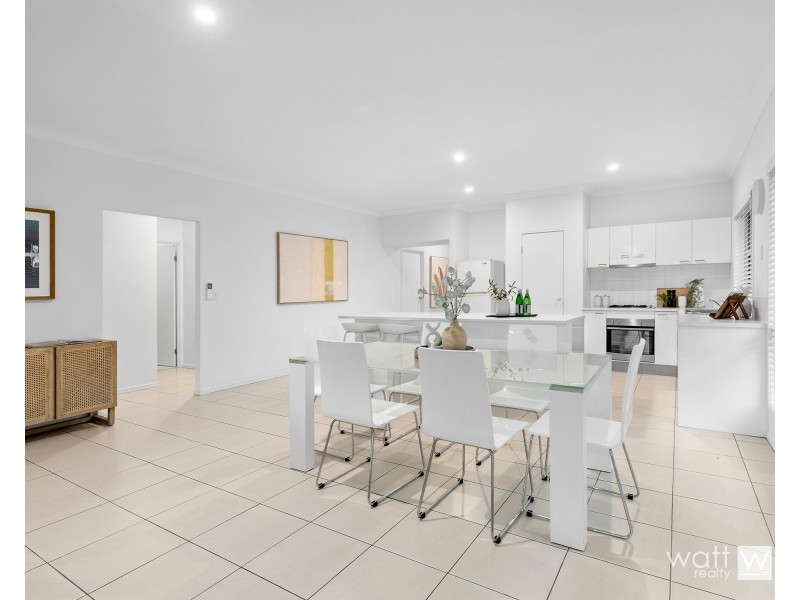 13 Petrie Crescent, Aspley QLD 4034