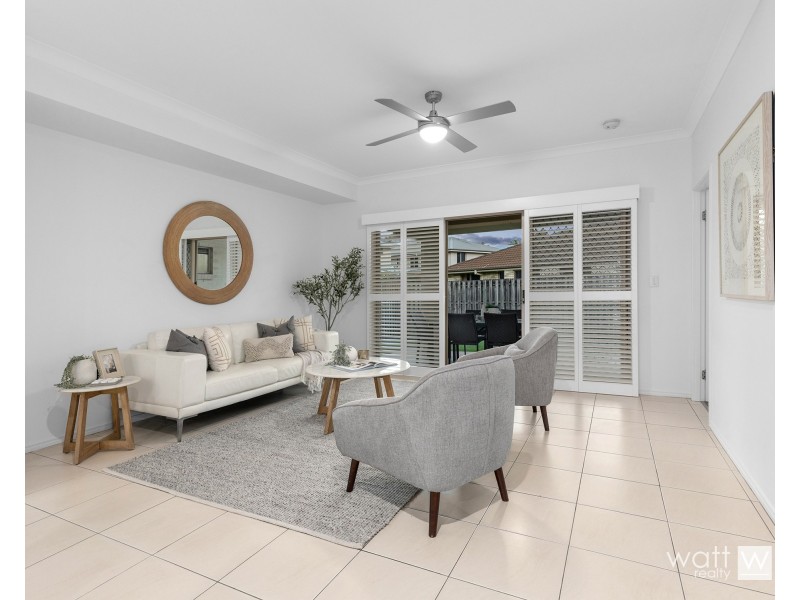 13 Petrie Crescent, Aspley QLD 4034