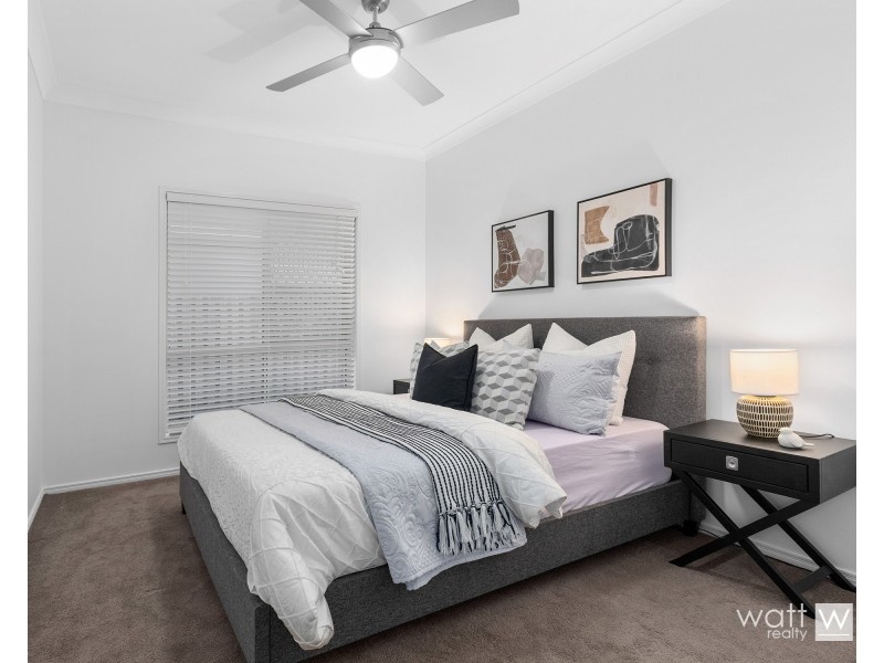 13 Petrie Crescent, Aspley QLD 4034
