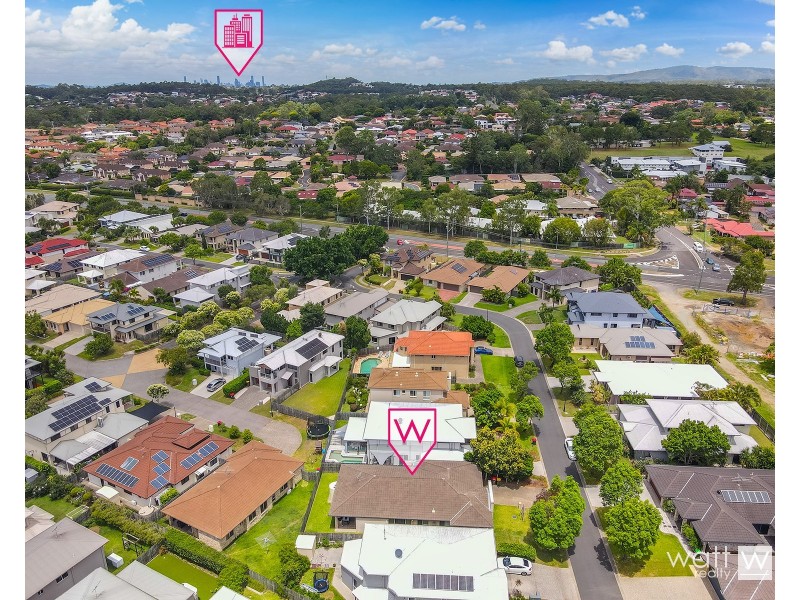 13 Petrie Crescent, Aspley QLD 4034