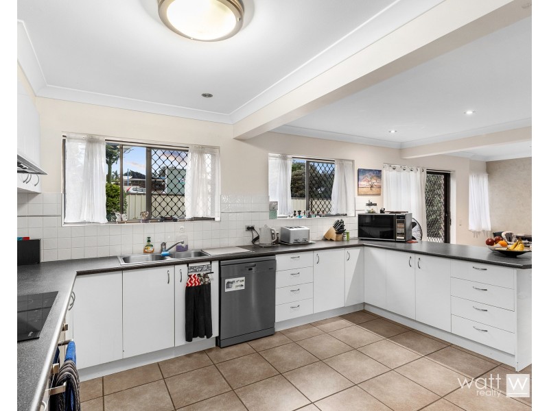 10 Salinas Place, Bracken Ridge QLD 4017