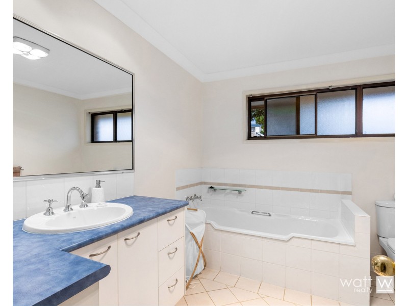 10 Salinas Place, Bracken Ridge QLD 4017