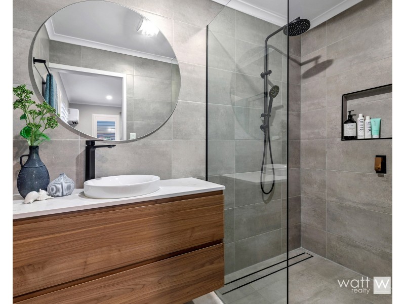 5 Chardonnay Court, Carseldine QLD 4034