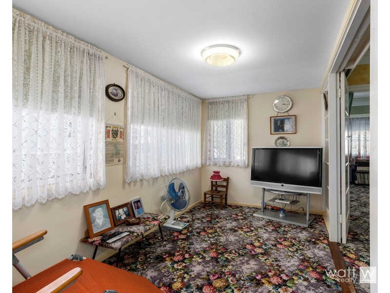 2 Farnell Street, Chermside QLD 4032