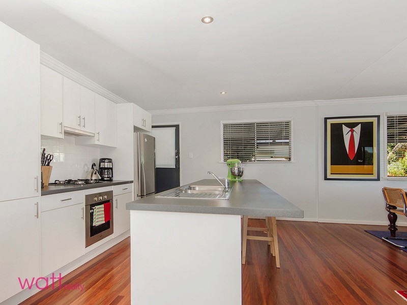 83 Maundrell Terrace, Chermside West QLD 4032