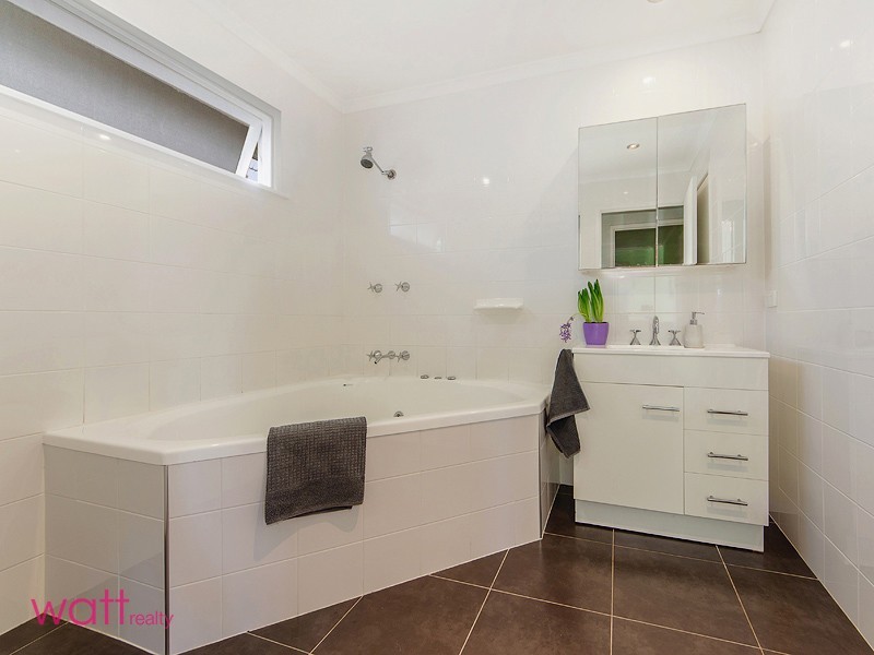 83 Maundrell Terrace, Chermside West QLD 4032