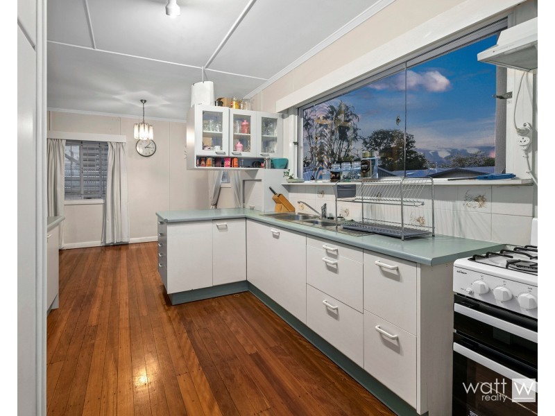 16 Strathdale Street, Aspley QLD 4034