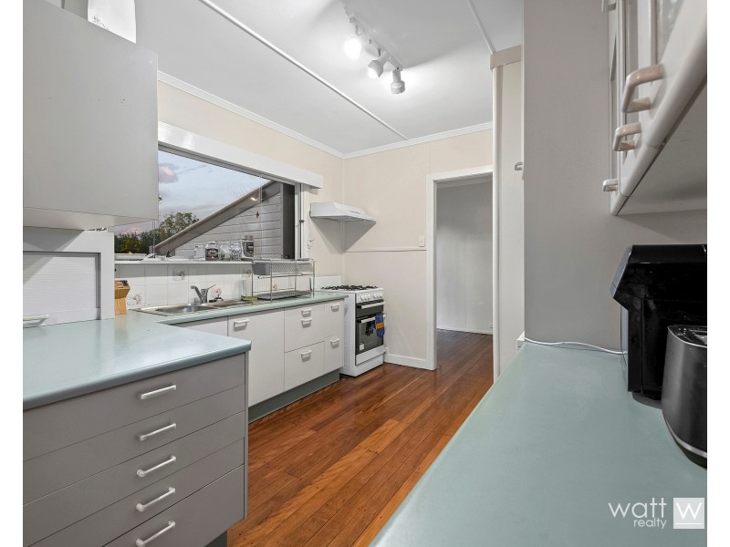 16 Strathdale Street, Aspley QLD 4034