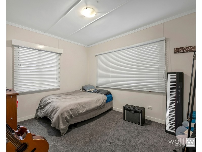 16 Strathdale Street, Aspley QLD 4034