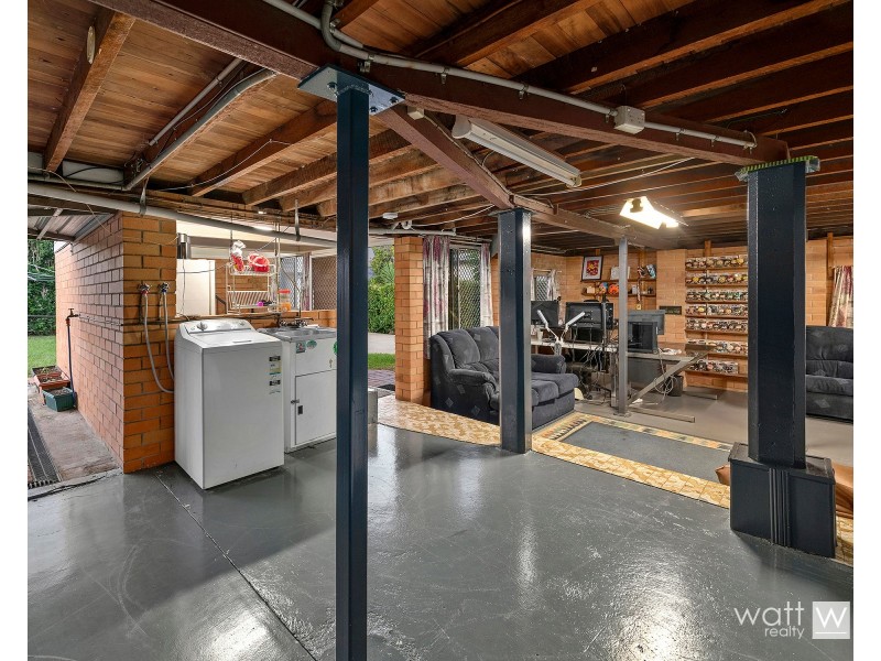 16 Strathdale Street, Aspley QLD 4034