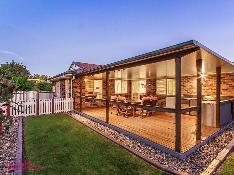 56 Saraband Drive, Eatons Hill QLD 4037