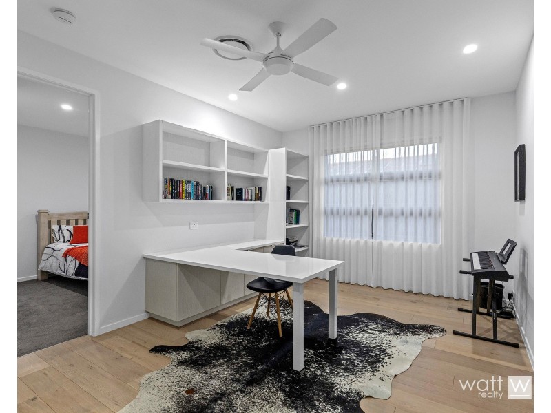 11 Kroshanne Street, Aspley QLD 4034