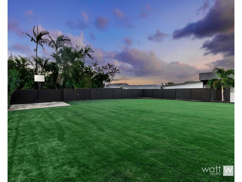 11 Kroshanne Street, Aspley QLD 4034