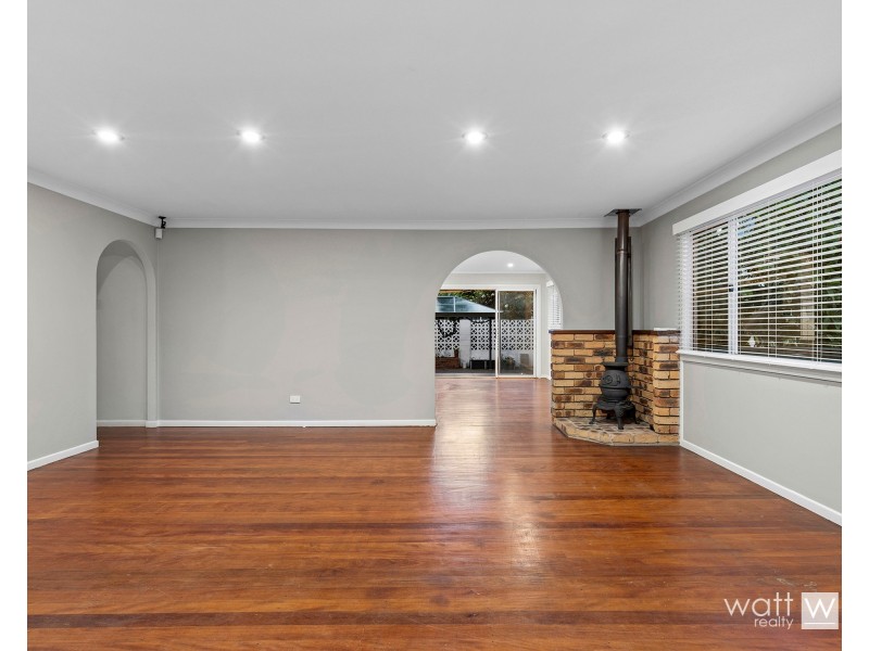 16 Cranbourne Street, Chermside West QLD 4032