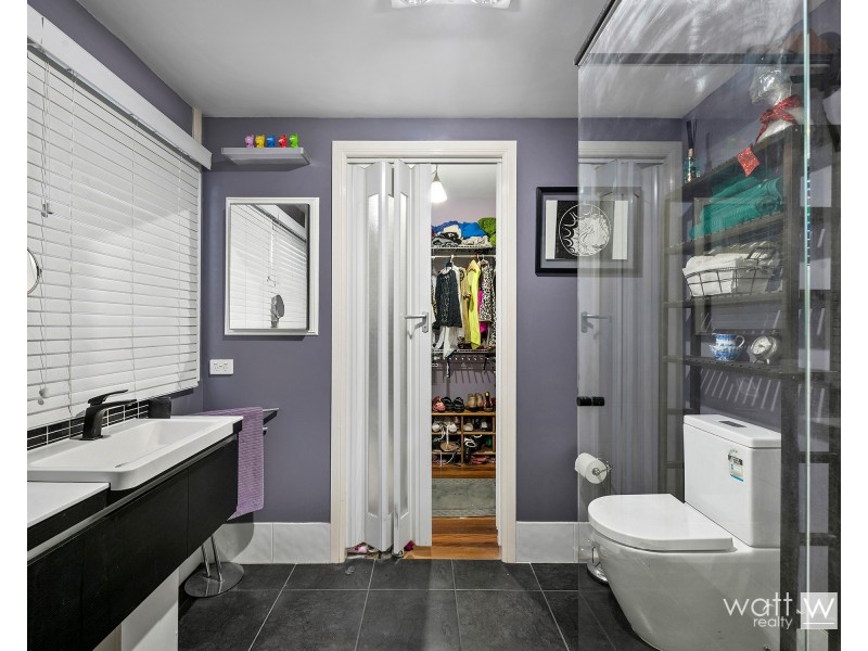 14 Hutton Road, Aspley QLD 4034