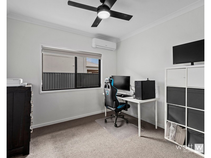 19 Executive Way, Bridgeman Downs QLD 4035