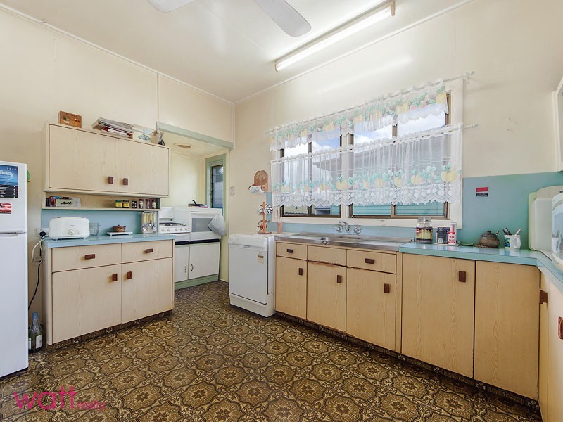 15 Halcomb Street, Zillmere QLD 4034