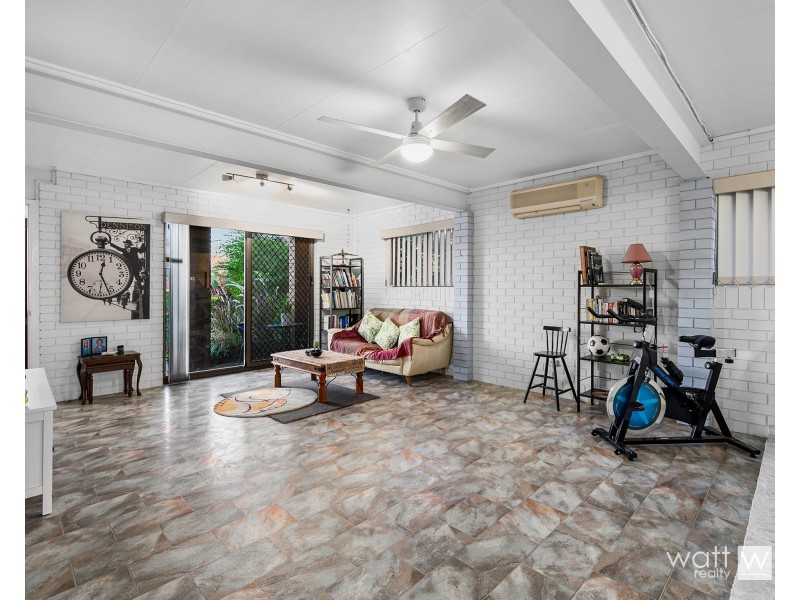 8 Cheltenham Street, Strathpine QLD 4500