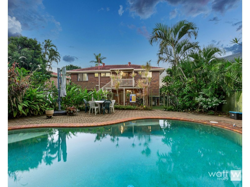 8 Cheltenham Street, Strathpine QLD 4500