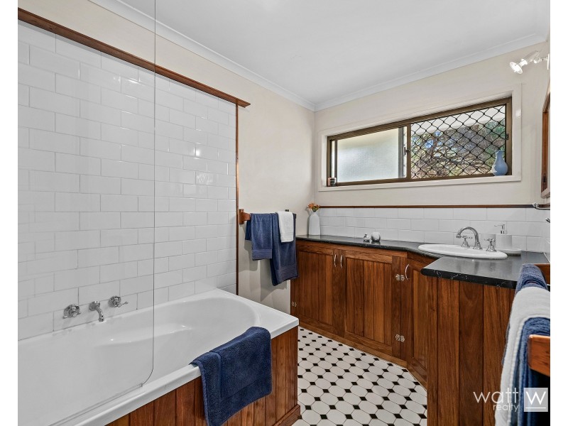 17 Bellara Street, Carseldine QLD 4034