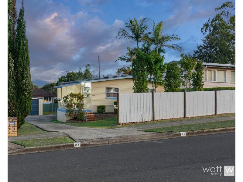 21 Hedge Street, Strathpine QLD 4500