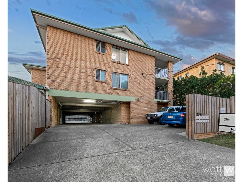 2/411 Rode Road, Chermside QLD 4032