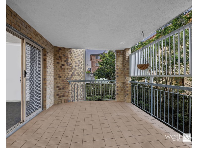 2/411 Rode Road, Chermside QLD 4032
