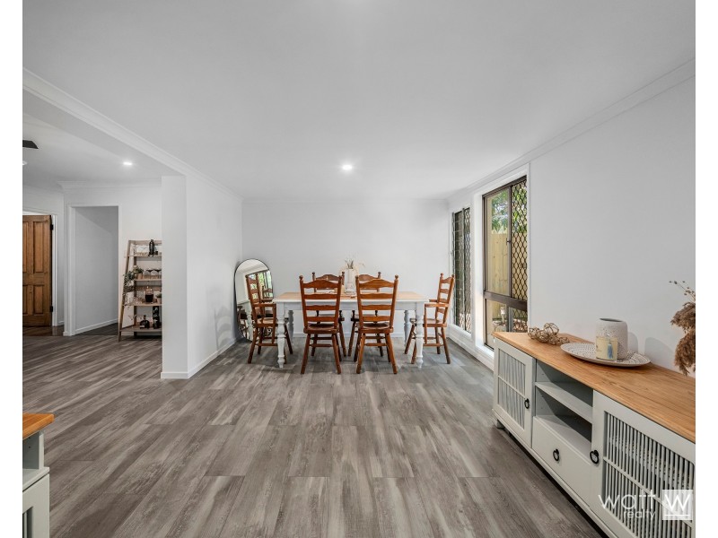 7 Amadeus Place, Aspley QLD 4034