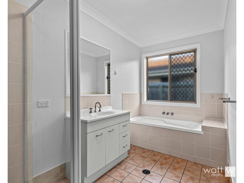 9 Lyrebird Close, Taigum QLD 4018
