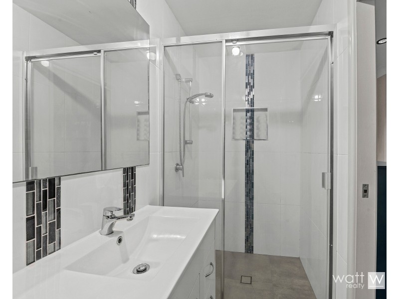 16 Glenmore Street, Kallangur QLD 4503