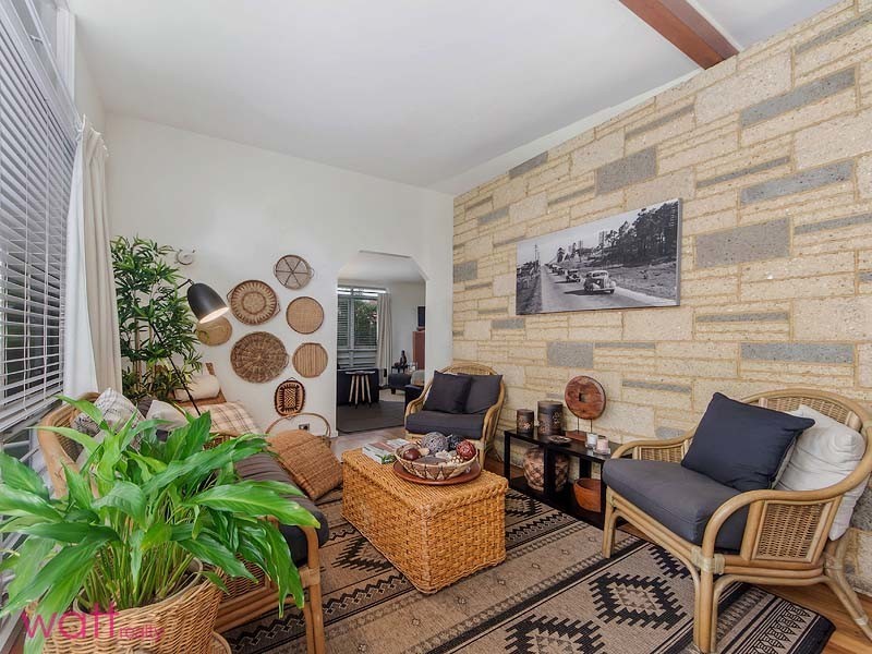 4 Floramy Street, Boondall QLD 4034