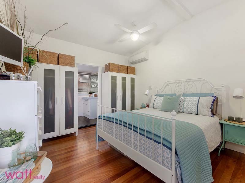 4 Floramy Street, Boondall QLD 4034