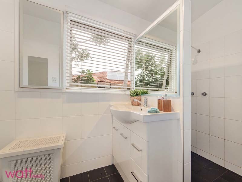 4 Floramy Street, Boondall QLD 4034