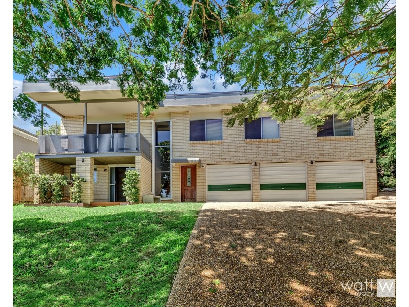 16 Montclair Street, Aspley QLD 4034