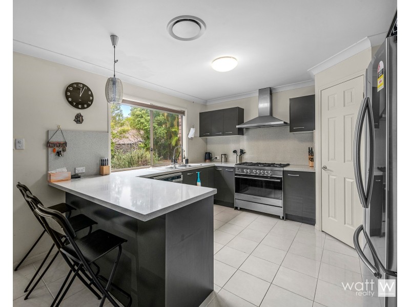 19 Ladbroke Close, Carseldine QLD 4034