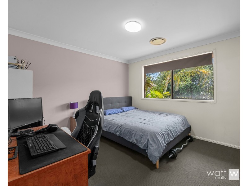 19 Ladbroke Close, Carseldine QLD 4034