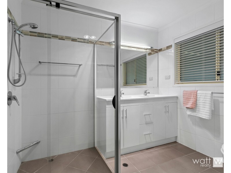 2 Bangalore Street, Carseldine QLD 4034