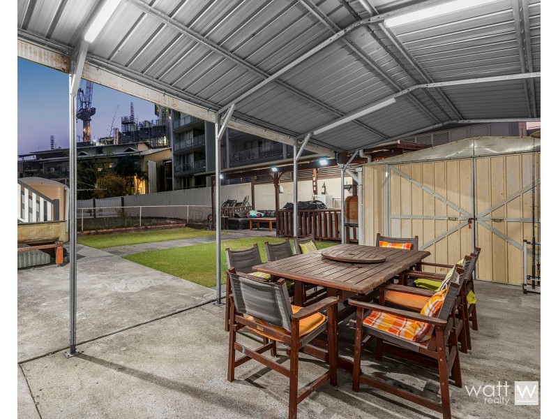 15 Cameron Street, South Brisbane QLD 4101