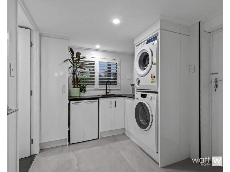 18 Craigslea Street, Chermside West QLD 4032
